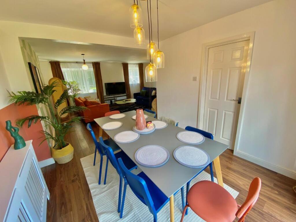 Coventry Huge 4Bed 2Bath Private Parking Nec By Empower Homes Ngoại thất bức ảnh